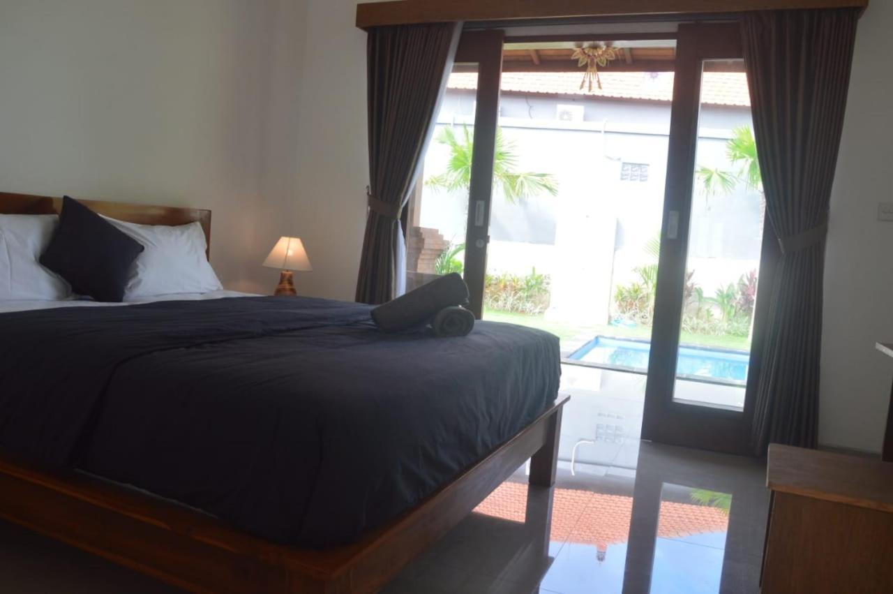 Wiryaroja Guest House 坎古 外观 照片