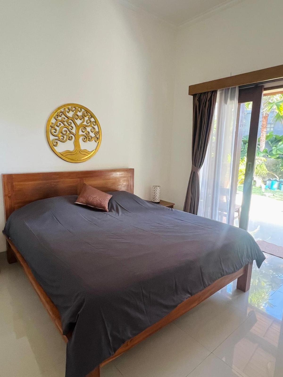 Wiryaroja Guest House 坎古 外观 照片