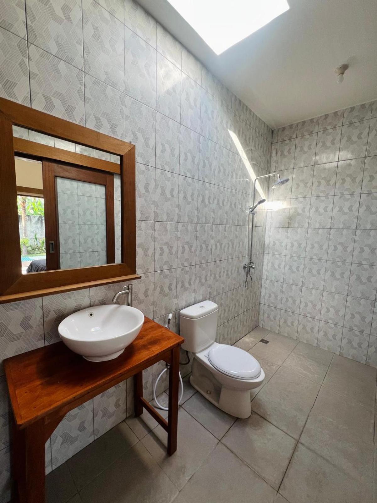 Wiryaroja Guest House 坎古 外观 照片