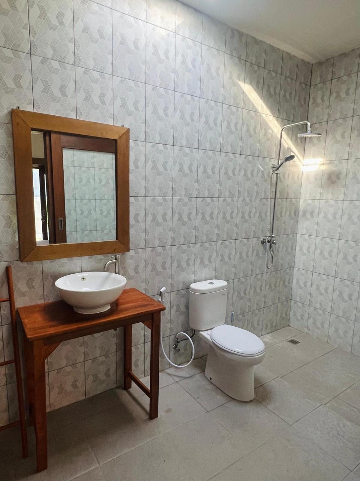 Wiryaroja Guest House 坎古 外观 照片